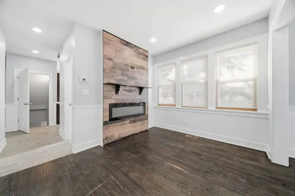 Calumet Park, IL 60827