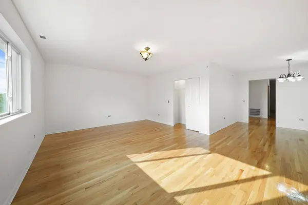 13906 Central Park AVE #2N, Robbins, IL 60472