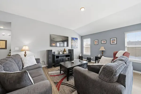 2904 Joela DR, New Lenox, IL 60451