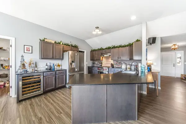 2904 Joela DR, New Lenox, IL 60451