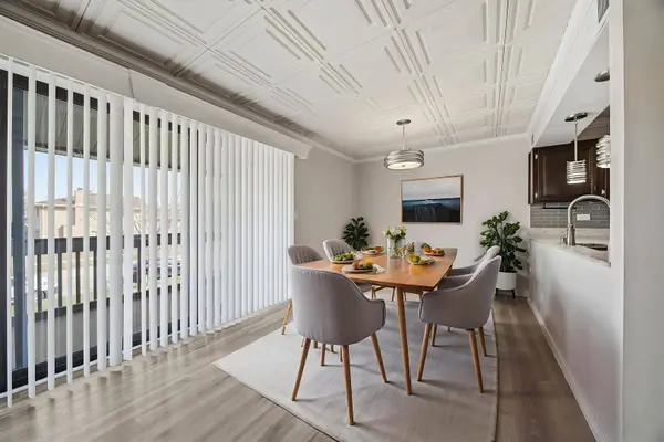 15700 86th AVE #104, Orland Park, IL 60462