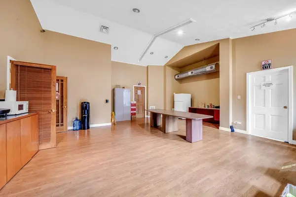 1352 N Cedar RD, New Lenox, IL 60451