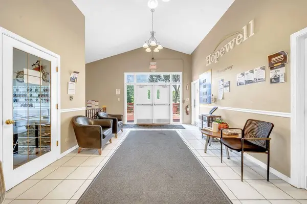 1352 N Cedar RD, New Lenox, IL 60451