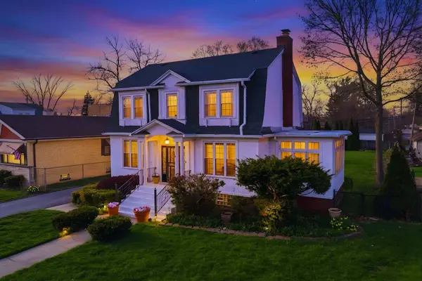 15 E 155th ST, Harvey, IL 60426