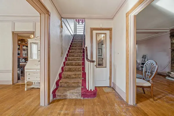 15 E 155th ST, Harvey, IL 60426