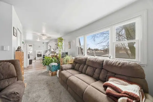 12815 Clinton ST, Blue Island, IL 60406