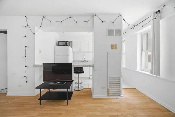 40 E 9TH ST #712, Chicago, IL 60605