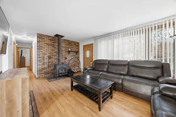 14426 Springfield AVE, Midlothian, IL 60445