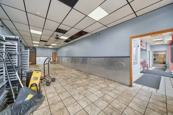 4657 147th ST, Midlothian, IL 60445