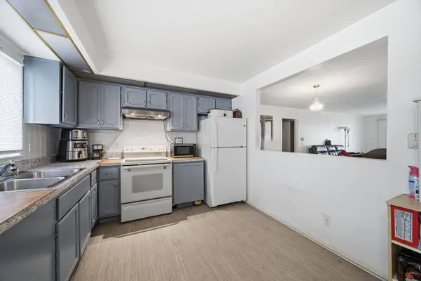 10340 S Pulaski RD #103, Oak Lawn, IL 60453