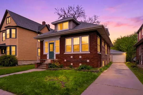 12633 Maple AVE, Blue Island, IL 60406