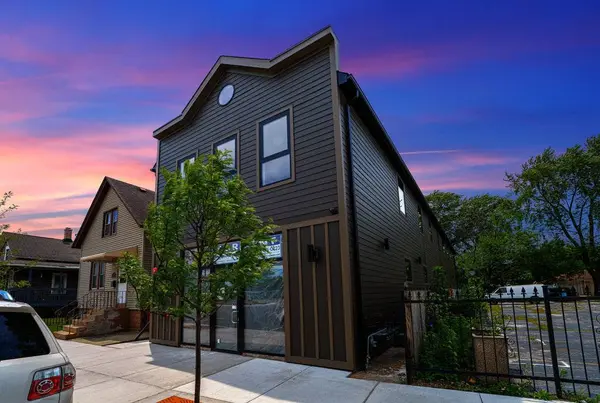 13426 Olde Western AVE #202, Blue Island, IL 60406