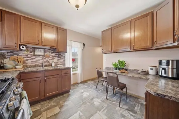 16729 Dixie HWY, Hazel Crest, IL 60429