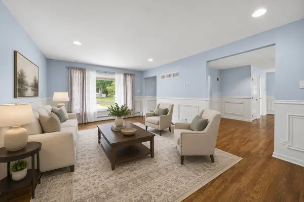 835 Maple RD, Flossmoor, IL 60422
