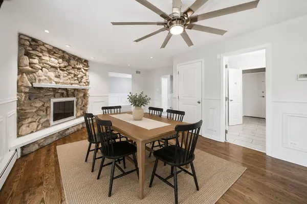 835 Maple RD, Flossmoor, IL 60422