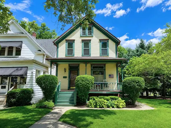 12537 S Maple AVE, Blue Island, IL 60406
