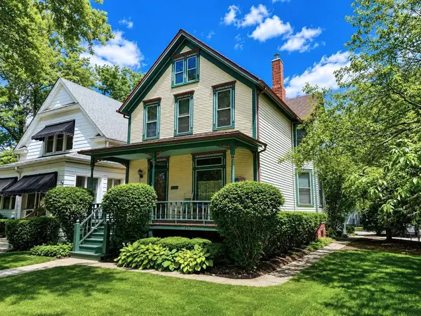 12537 S Maple AVE, Blue Island, IL 60406