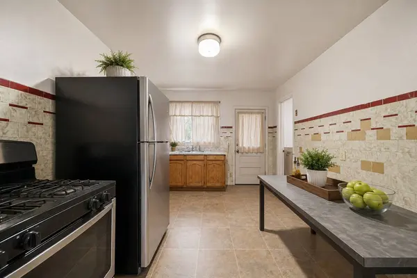 11612 S Lafayette AVE, Chicago, IL 60638