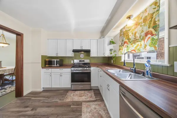 12402 Maple AVE, Blue Island, IL 60406