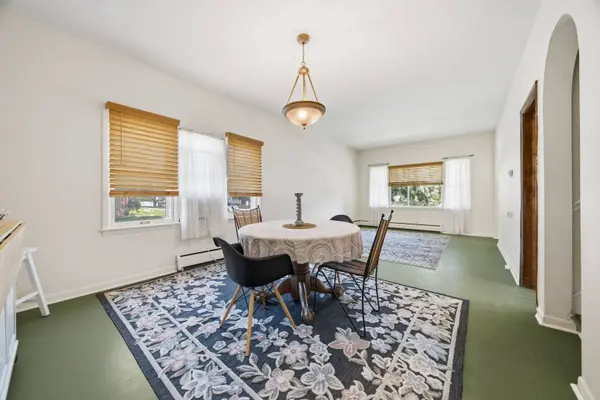 12402 Maple AVE, Blue Island, IL 60406