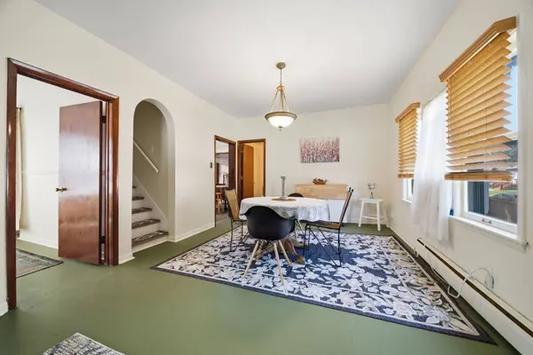 12402 Maple AVE, Blue Island, IL 60406
