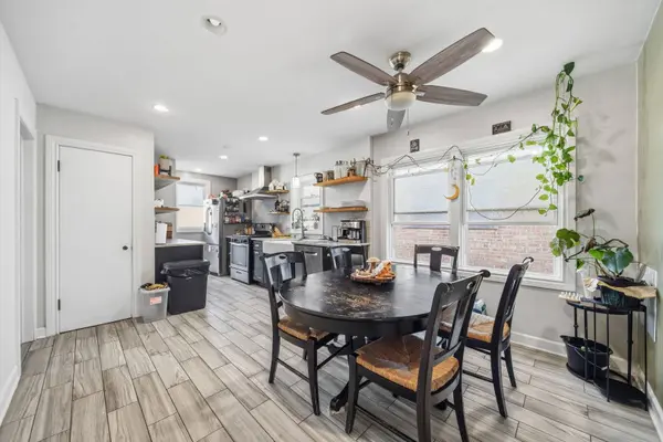 11831 S Artesian AVE, Chicago, IL 60655