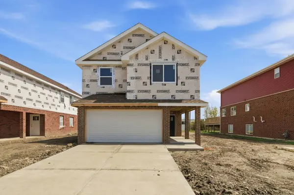 15241 7th AVE, Phoenix, IL 60426