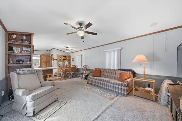 630 Huntsbridge RD, Matteson, IL 60443