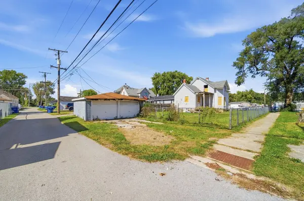 2837 Broadway ST, Blue Island, IL 60406