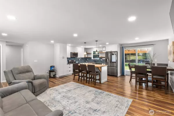 25606 Mountain DR, Arlington, WA 98223