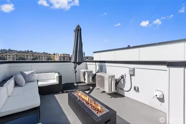 3638 36th AVE S #D, Seattle, WA 98144