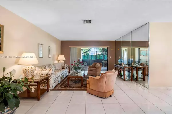 11906 SW 59th Ct, Cooper City, FL 33330