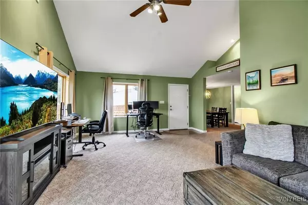 774 Loretta ST, Tonawanda, NY 14150