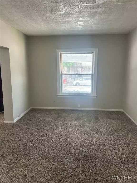 907 Tonawanda ST, Buffalo, NY 14207