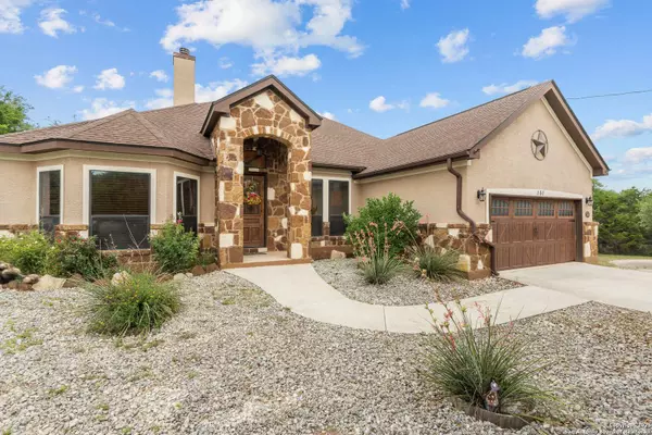 151 Native Pecan, Canyon Lake, TX 78133