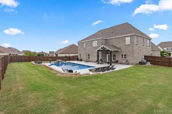 1315 Tullahoma DR, Prattville, AL 36066