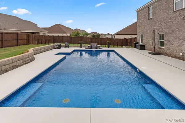 1315 Tullahoma DR, Prattville, AL 36066