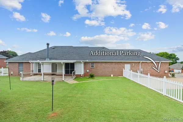 1786 Windermere AVE, Prattville, AL 36066