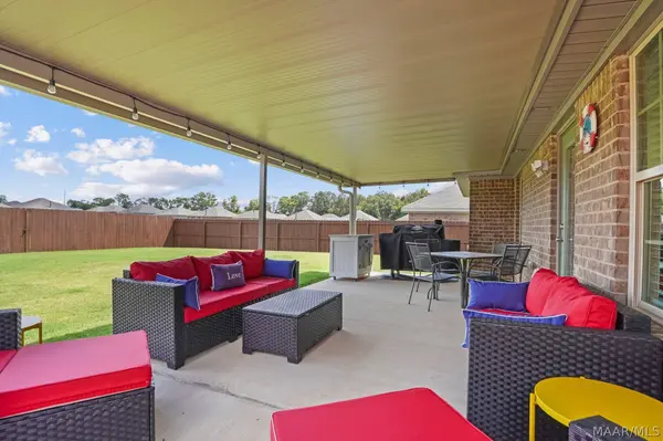 2037 Dawson's Mill LN, Prattville, AL 36067