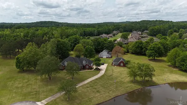 2314 Wynoaks DR, Prattville, AL 36067