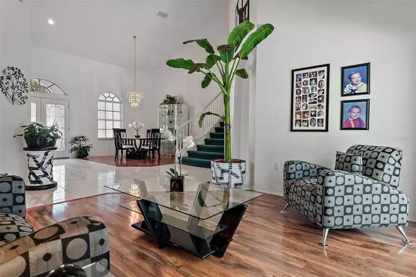 13166 73RD AVE, Seminole, FL 33776