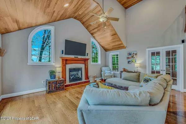 435 Lake Street, Dallas, PA 18612