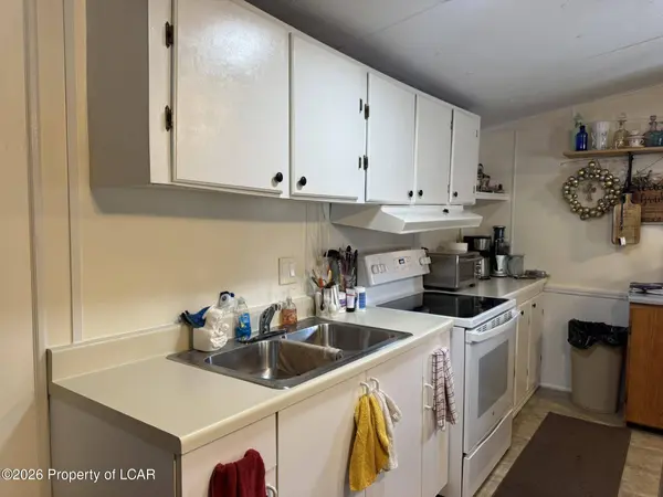 13 Glen Rock Road, Pittston Twp., PA 18640