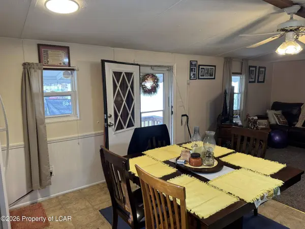 13 Glen Rock Road, Pittston Twp., PA 18640