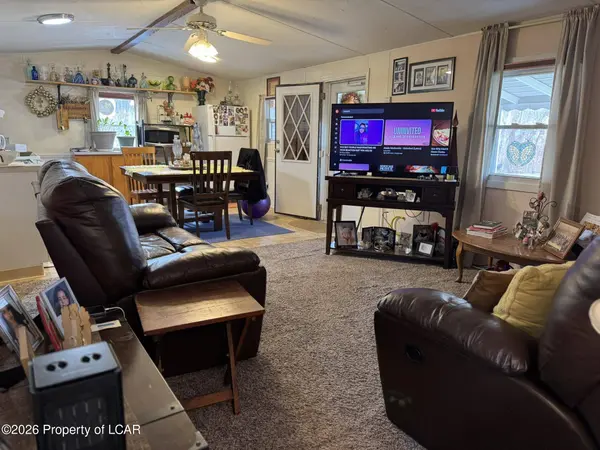 13 Glen Rock Road, Pittston Twp., PA 18640