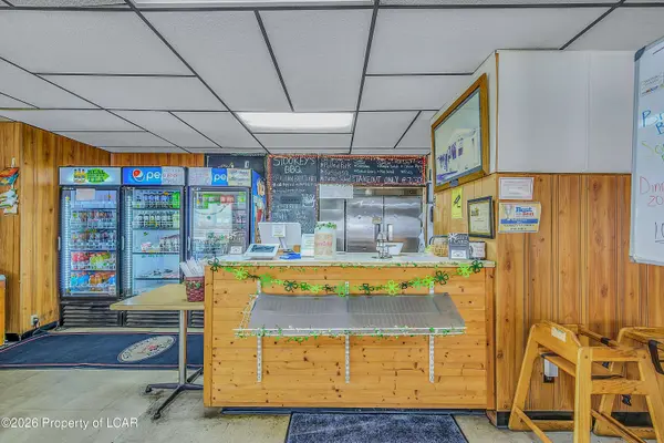 122 E Poplar Street, West Nanticoke, PA 18634