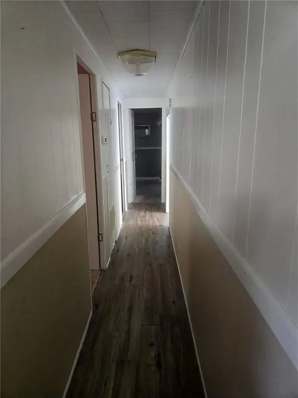 66 Jenny LN, Cheektowaga, NY 14225