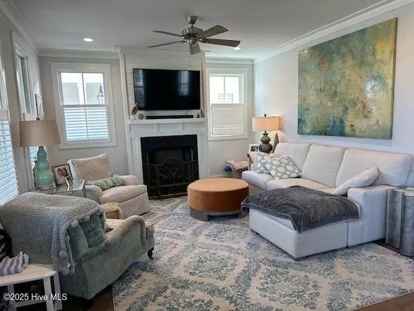 56 Boathouse RD, Oriental, NC 28571