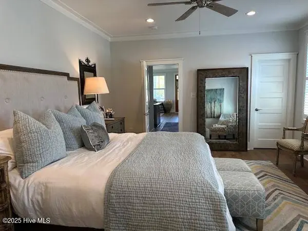 56 Boathouse RD, Oriental, NC 28571