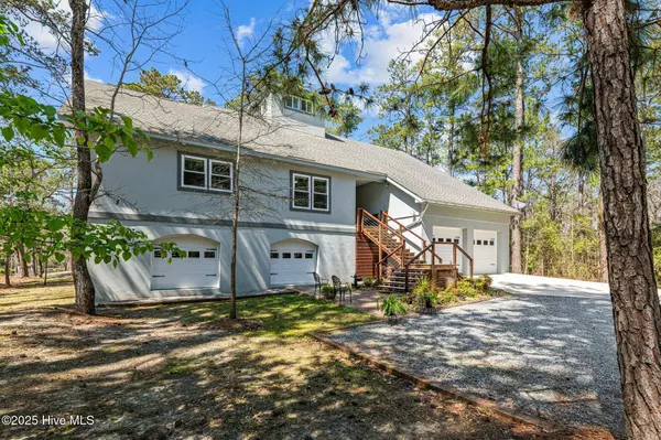 222 Brite LN, Oriental, NC 28571